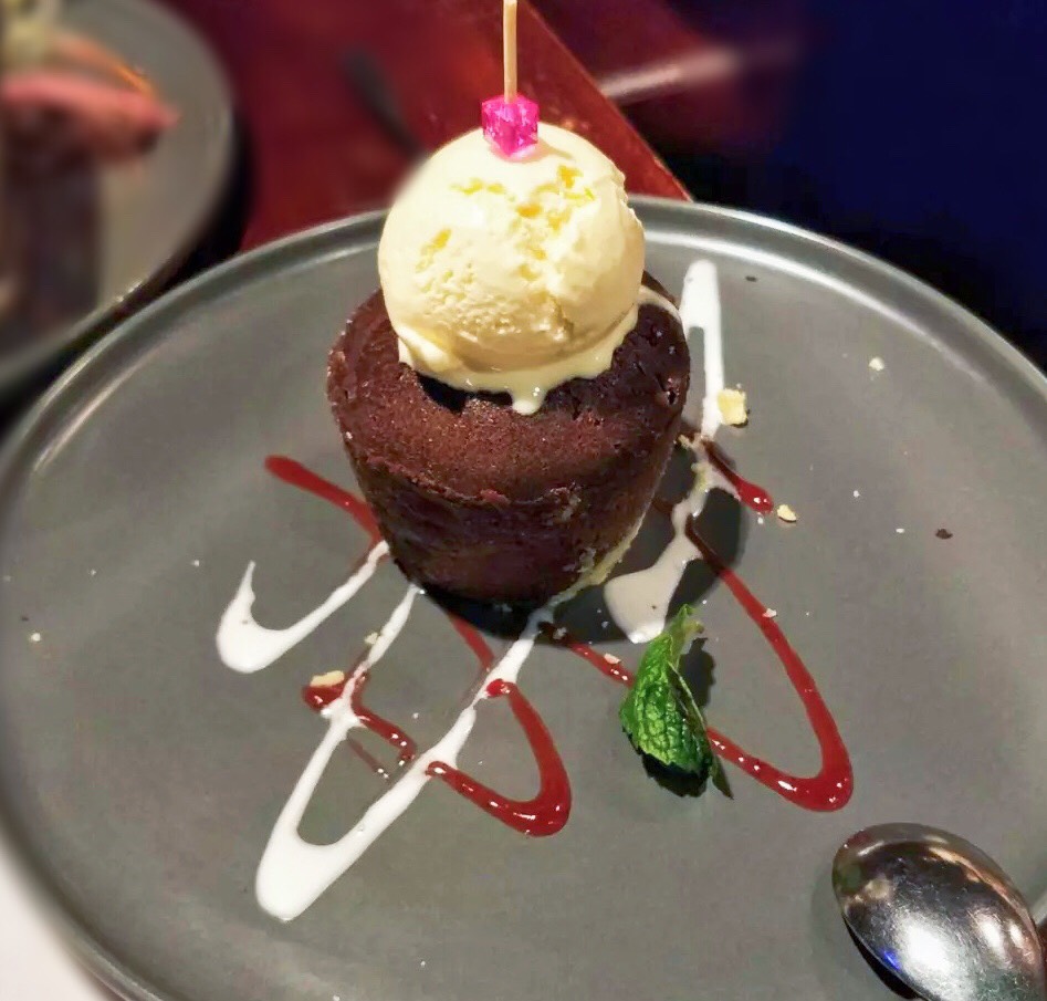 must try lingo cheese fondue